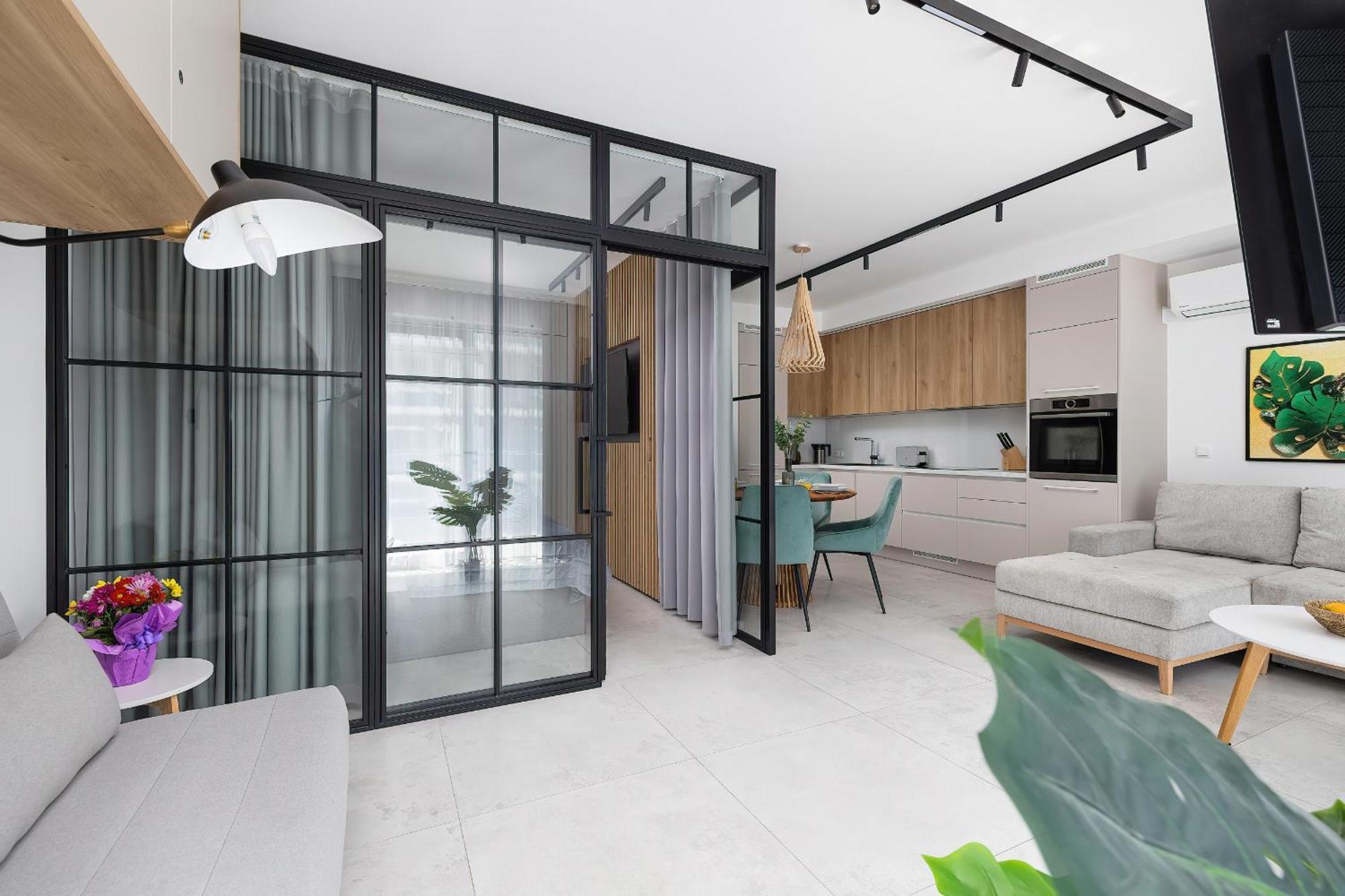 Apartment Trendy Blisko Plazy - Z Klimatyzacja - By Renters Miedzyzdroje