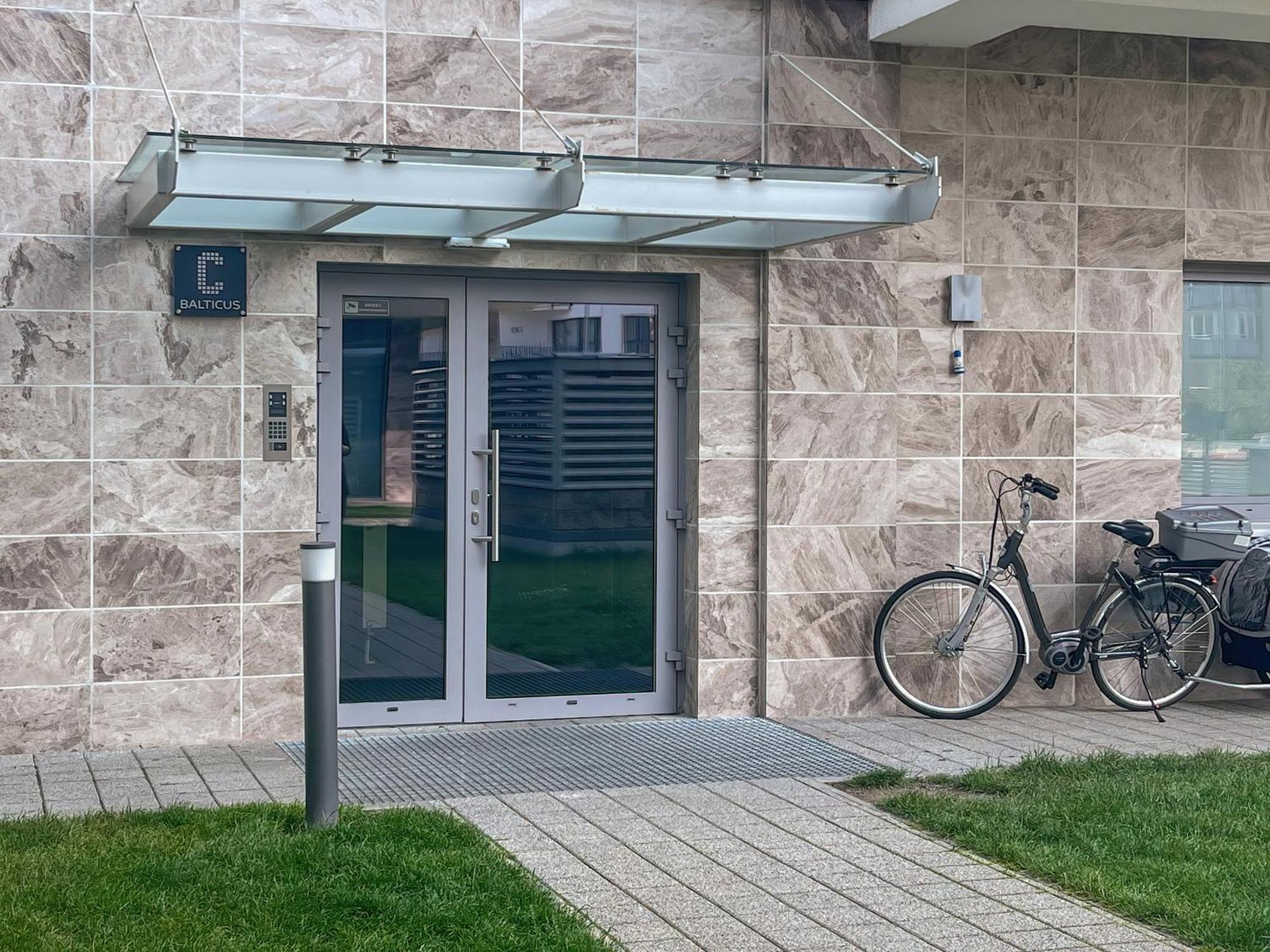 Apartment Trendy Blisko Plazy - Z Klimatyzacja - By Renters